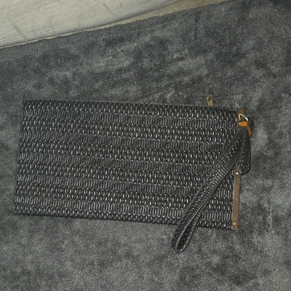 Elegant Black Clutch Bag - Picture 2 of 3